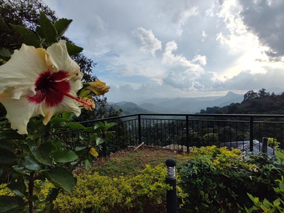Munnar Tea Hills Resort - Mthr Buitenkant foto