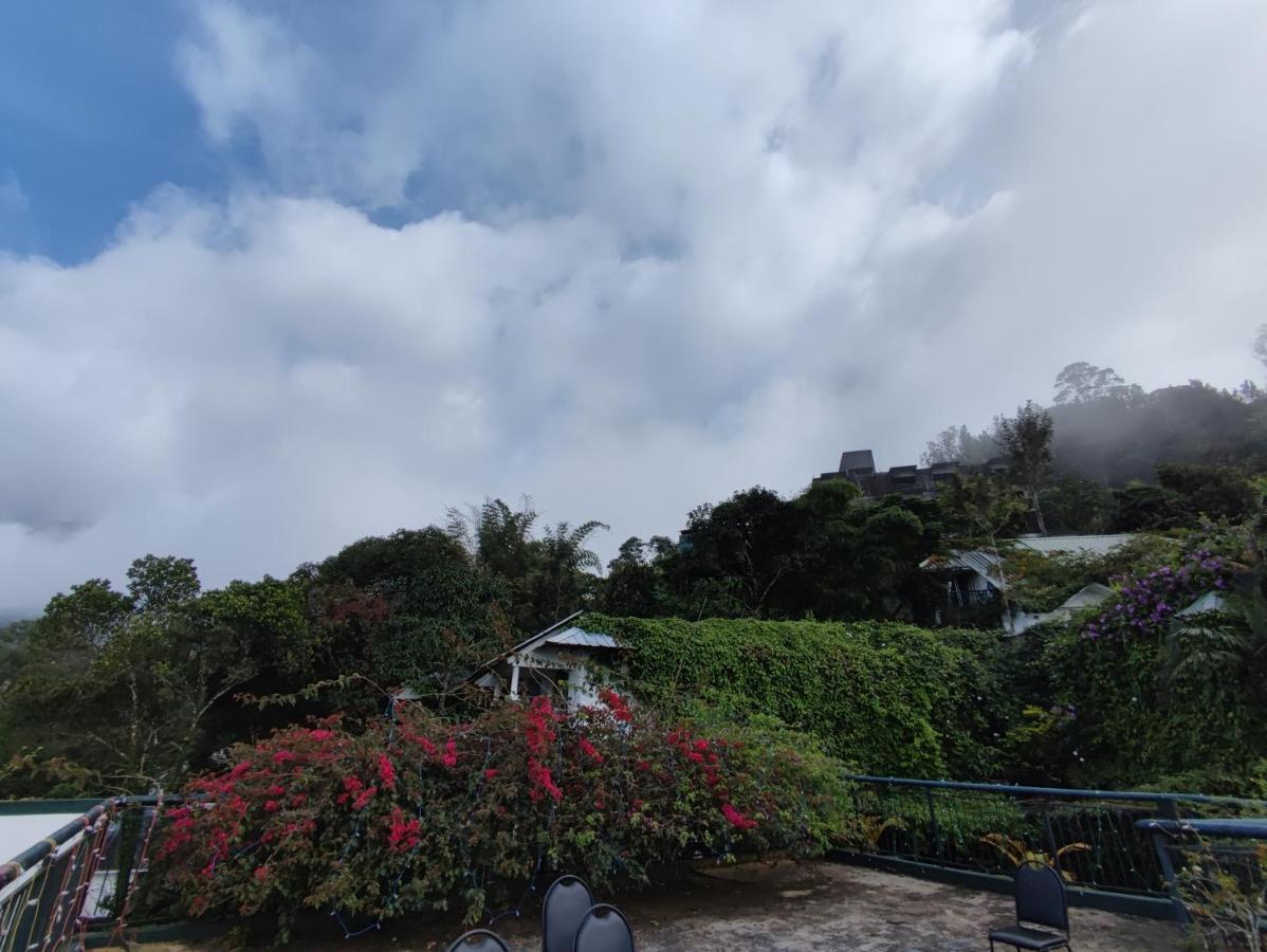 Munnar Tea Hills Resort - Mthr Buitenkant foto