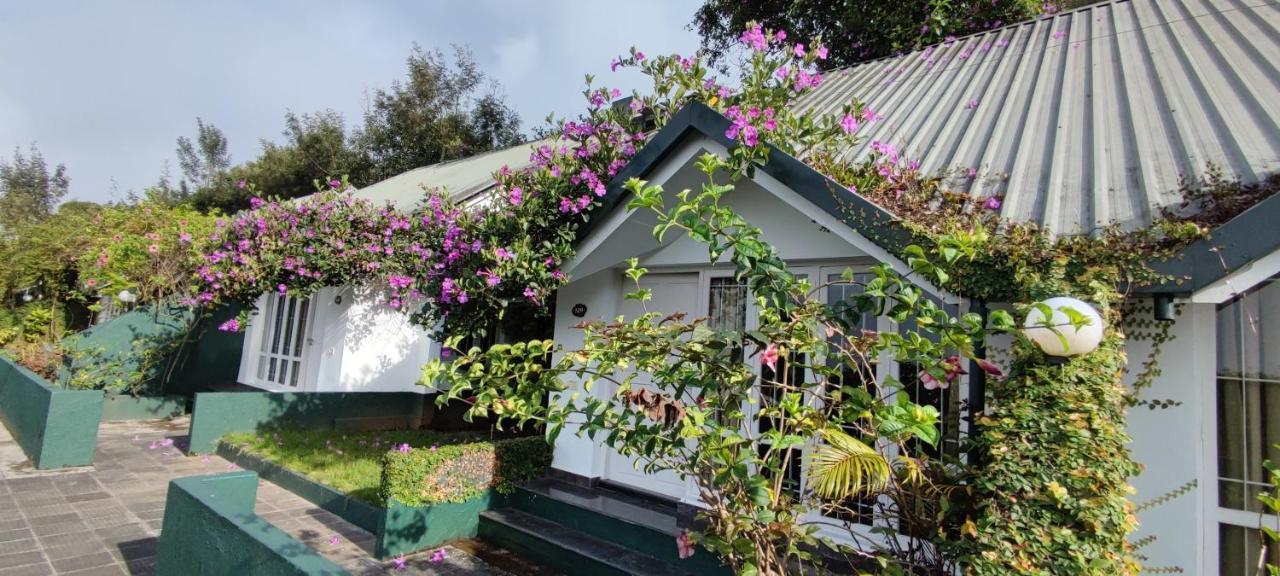 Munnar Tea Hills Resort - Mthr Buitenkant foto