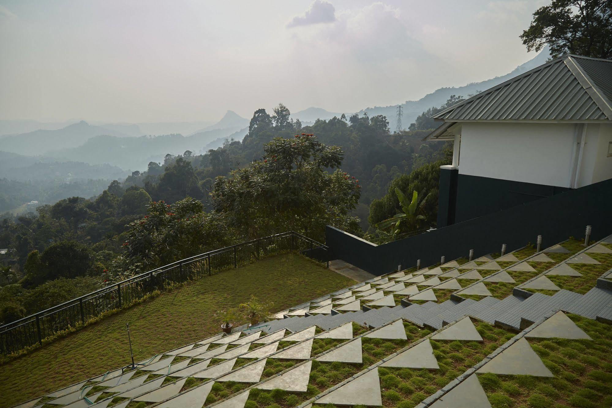 Munnar Tea Hills Resort - Mthr Buitenkant foto